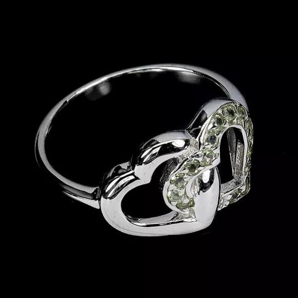 Natural Peridot 925 Sterling Silver Double Heart Ring Sz 6.5 - Picture 3 of 3